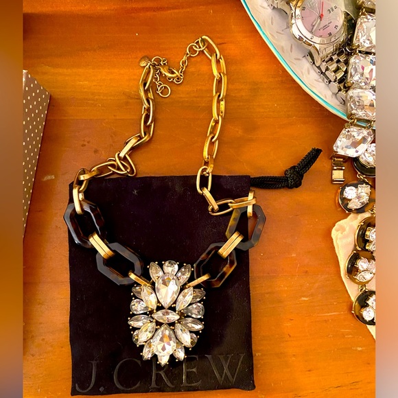 J. Crew tortoiseshell and crystal Pendant necklace, gold tone chain, STUNNING! - Picture 2 of 4